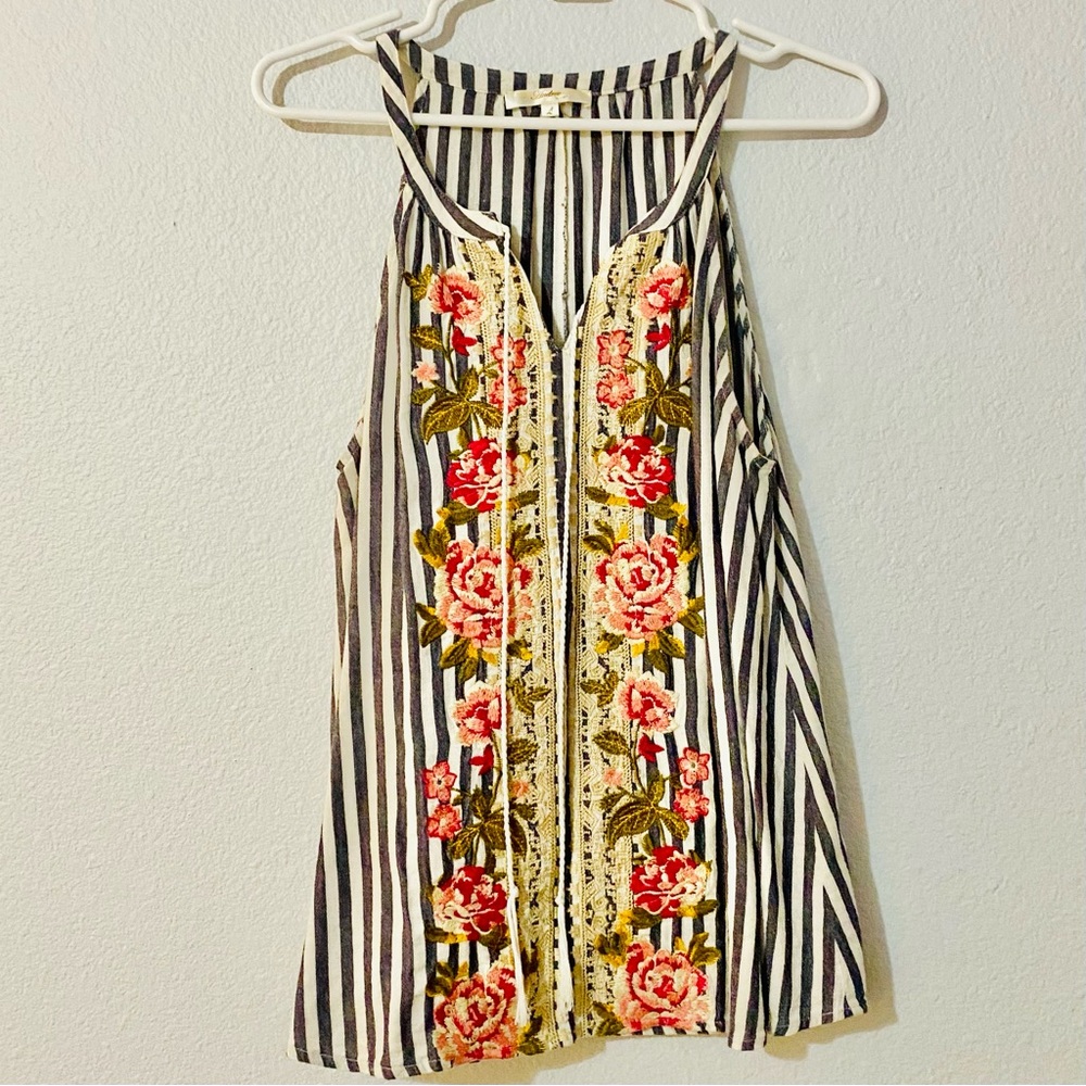 ANDREE BY UNIT Black and White Embroidered Tank Top